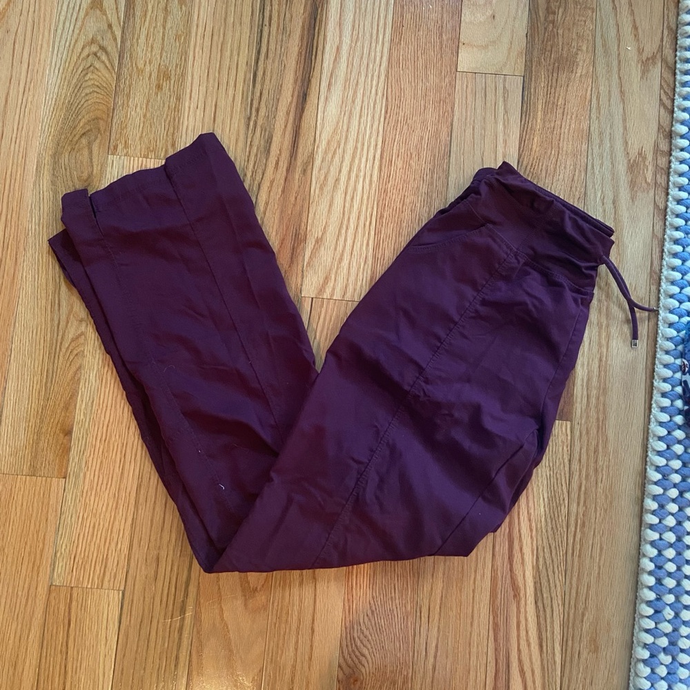 Maroon Grey’s Anatomy Scrub Pants!